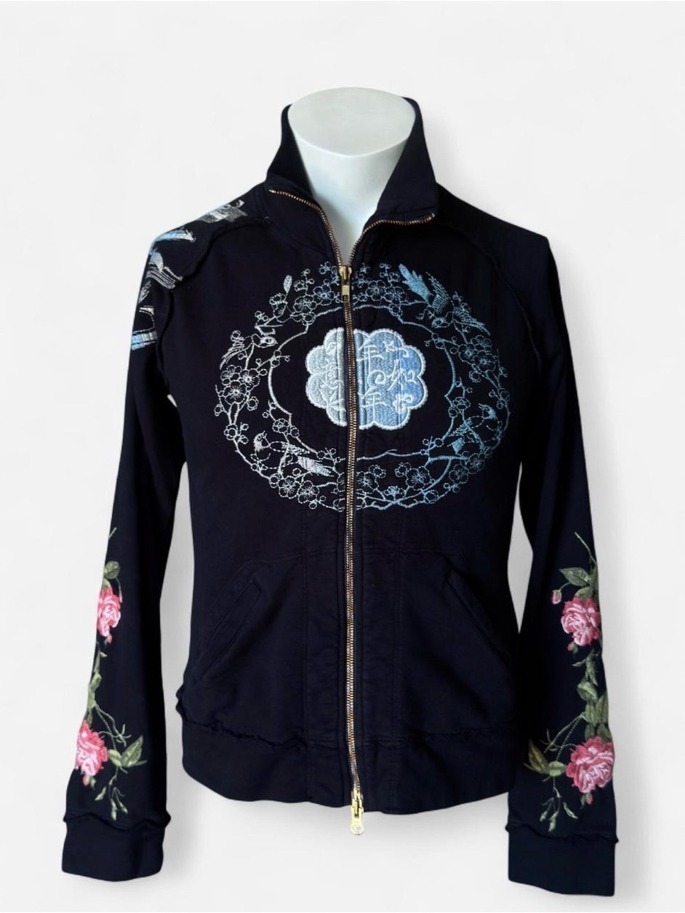 LA Johnny LOVE Was Embroidered
Women Zip-Up Hoodie Medium